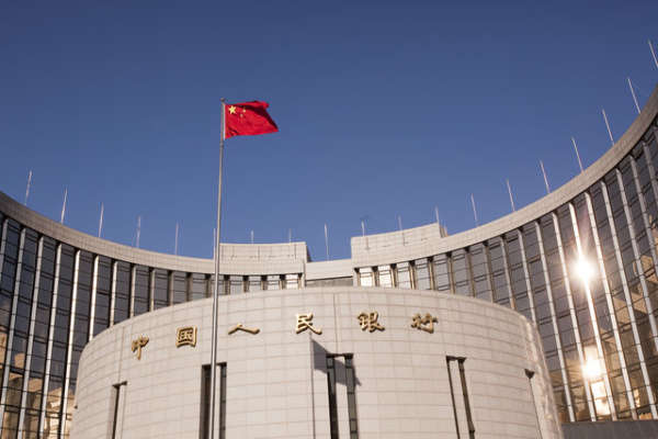 特朗普步步紧逼 全球央行担心美联储独立性受损将树“危险先例”
